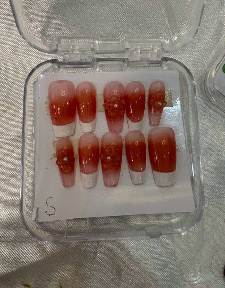 3D Floral Press-On Nails Sunset Bloom Coral Ombré