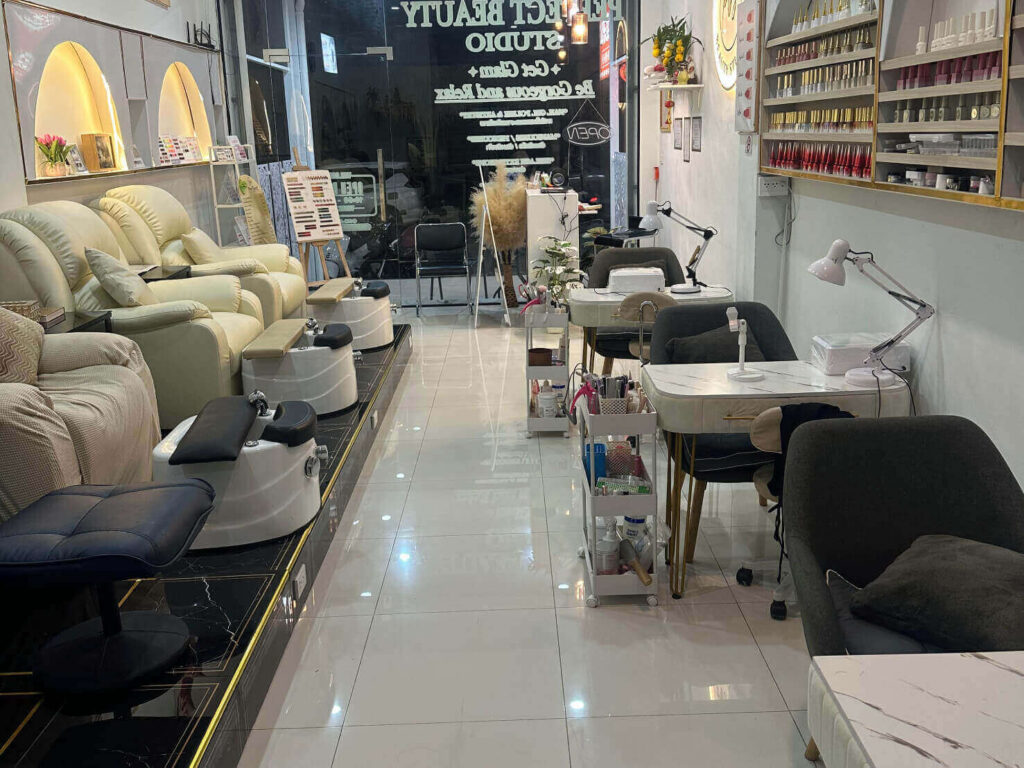 Beauty Salon Pattaya - Perfect Beauty Studio Luxury Interior